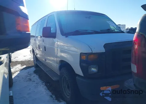 2013 Ford E-350 Super Duty Xl z USA, uszkodzony, nr VIN 1FBSS3BL9DDB09104